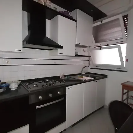 Casa Vacanze * 알라시오