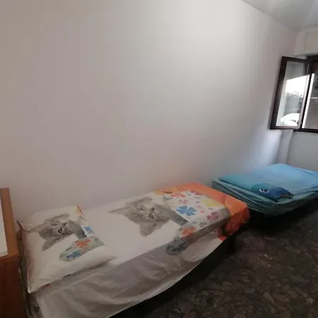 Casa Vacanze * 알라시오